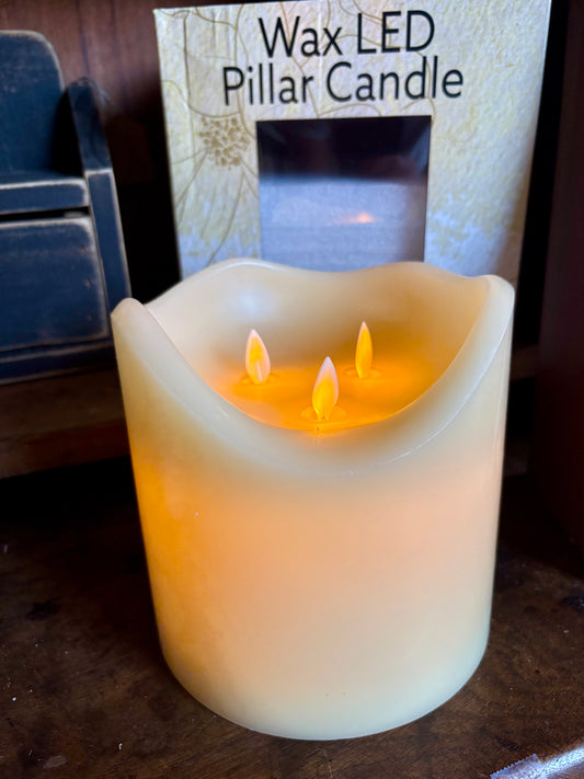 3 Wick Cream Moving Flame Candle